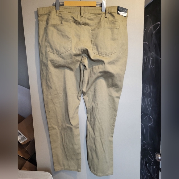 NEW- Perry Ellis Men's Tan Chinos, Size 40 X 31 - Picture 4 of 6
